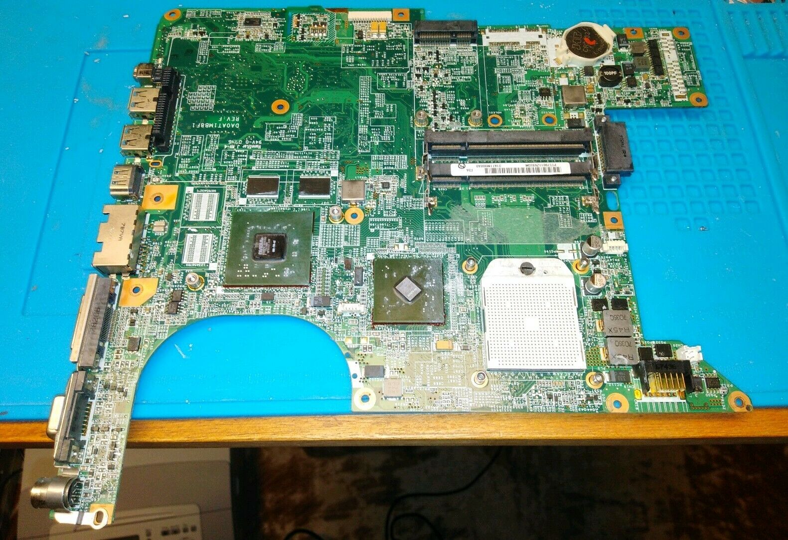 Placa base HP Pavilion DV6500 Motherboard DA0AT1MB8F1 REV: F 459566-001 Funktion Ok Die Bilder sind immer O