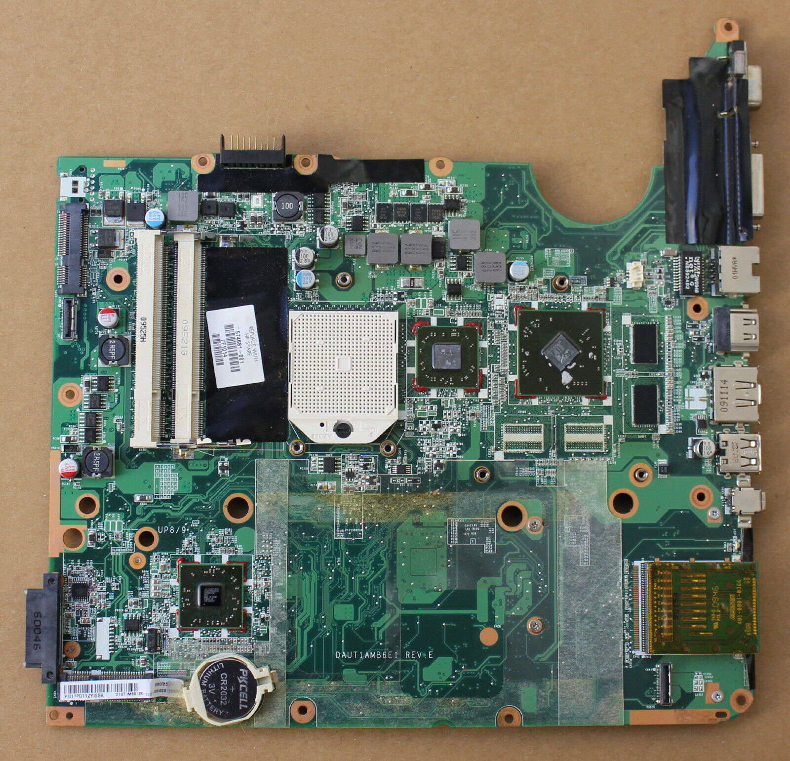 Motherboard board hp pavilion dv7, dv7-3000, DAUT 1amb6e1 rev: E, 574681-001 HP Pavilion , DV7 , DV7-3000 Se